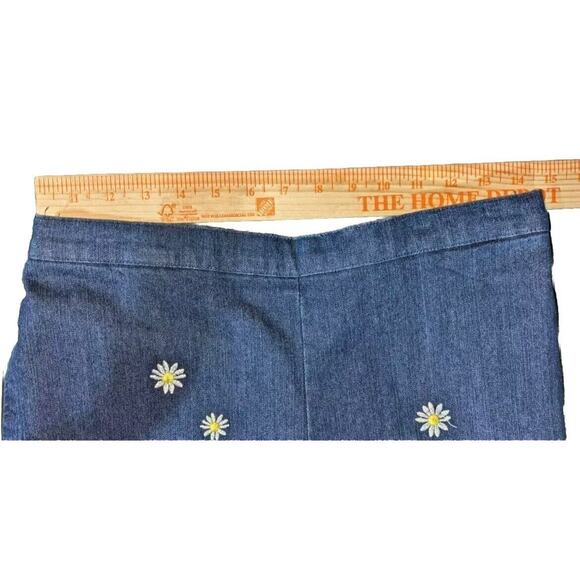 Alfred Dunner Lazy Daisy Boho Floral Jean Capri Size 6P Petite Elastic Waist NWT - Picture 3 of 7